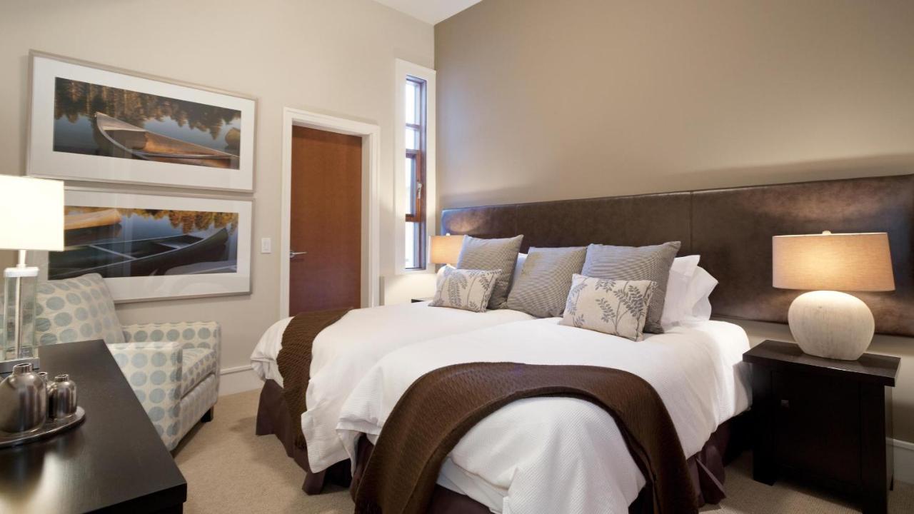 Fitzsimmons Walk 13 | Luxury Townhome Near Village, Hot Tub, Parking Hébergement de vacances Whistler